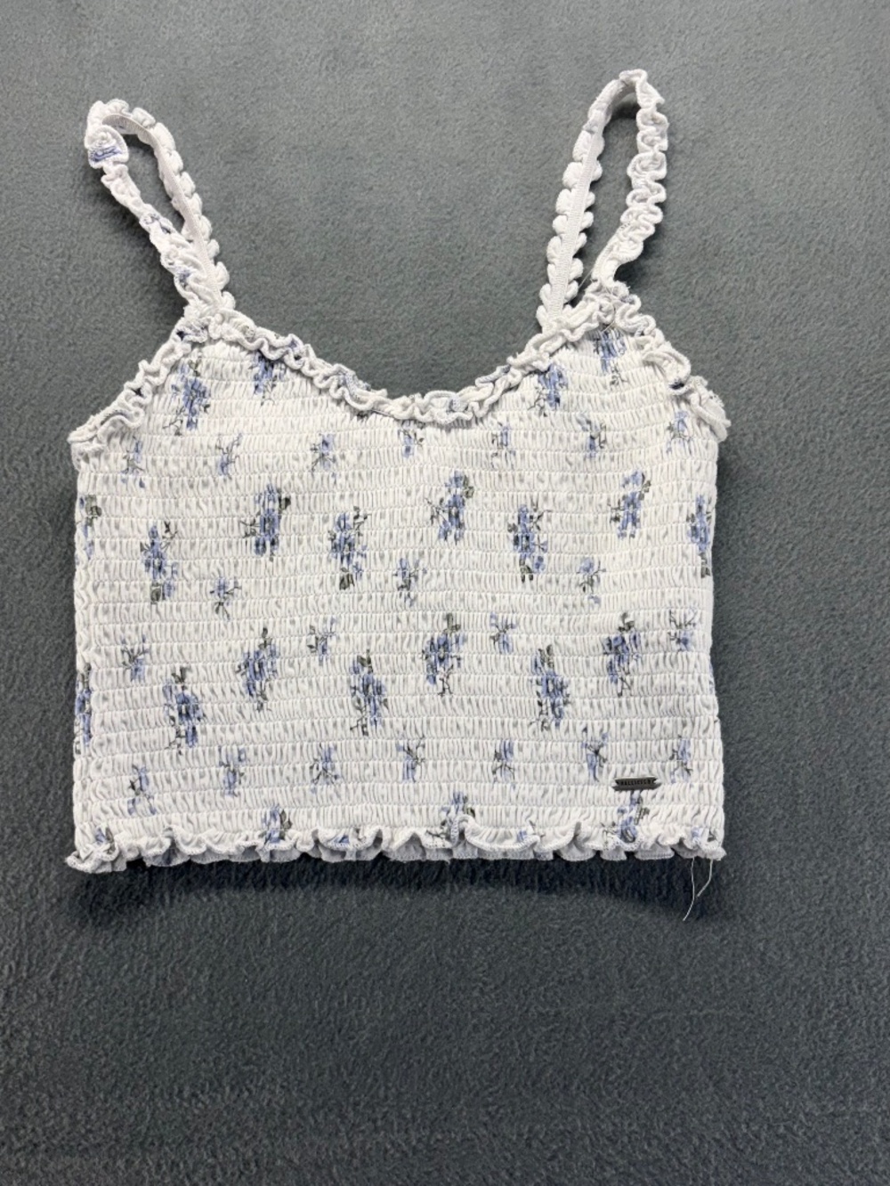 Hollister California Women's Smocked Floral Crop Top Size Small White Blue Cotta